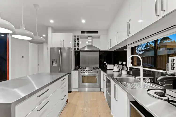 Fifth view of Homely house listing, 8/2 Barton Drive, Sandhurst VIC 3977