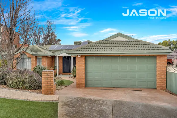32 Willowbank Way, Attwood VIC 3049