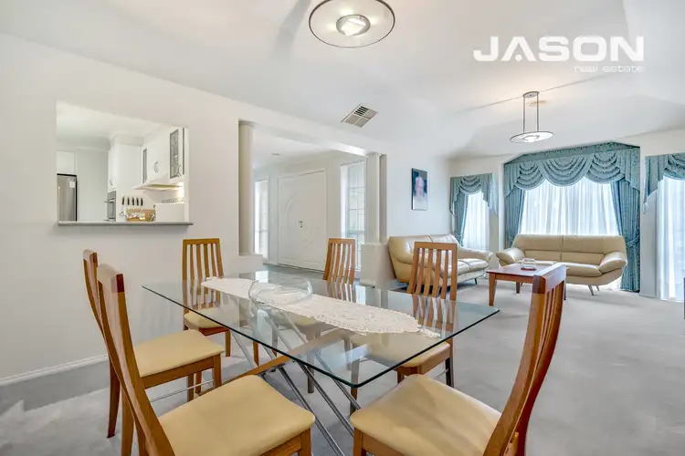 Fifth view of Homely house listing, 32 Willowbank Way, Attwood VIC 3049