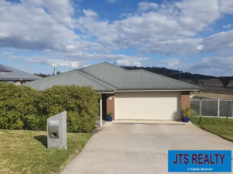 101 Perth Street, Aberdeen NSW 2336