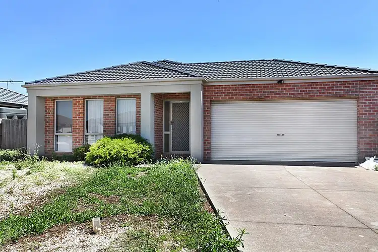 Second view of Homely house listing, 7 Stallion Court, Truganina VIC 3029