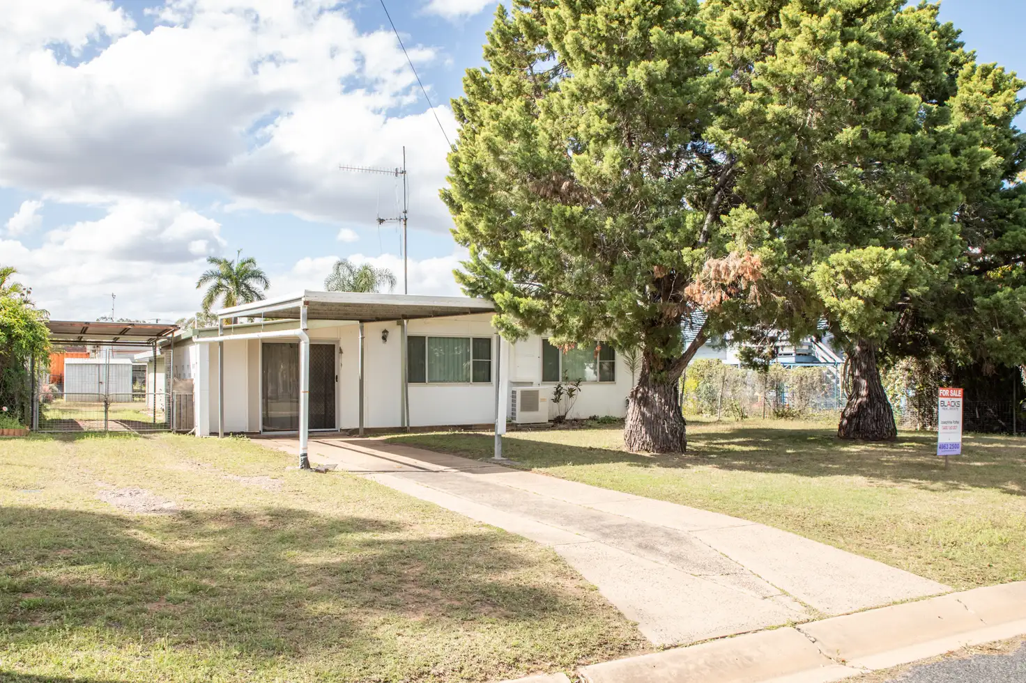 Main view of Homely house listing, 11 Middle Crescent, Dysart QLD 4745