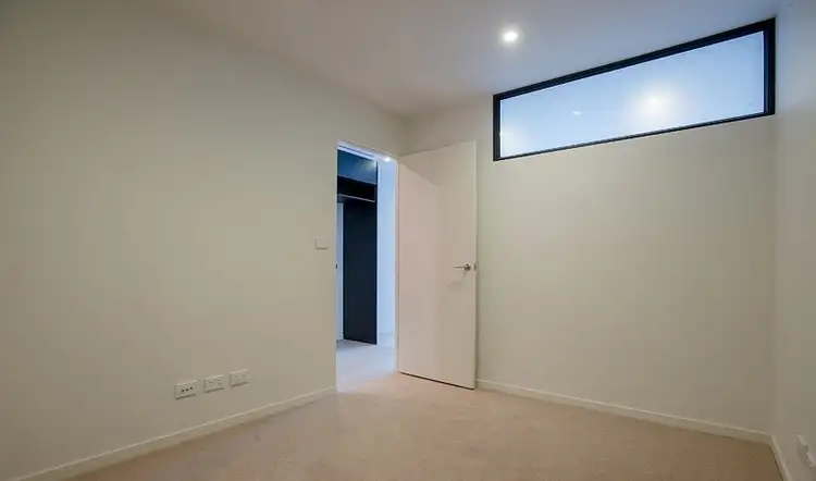 Third view of Homely apartment listing, 402/5 Sutherland Street, Melbourne VIC 3000