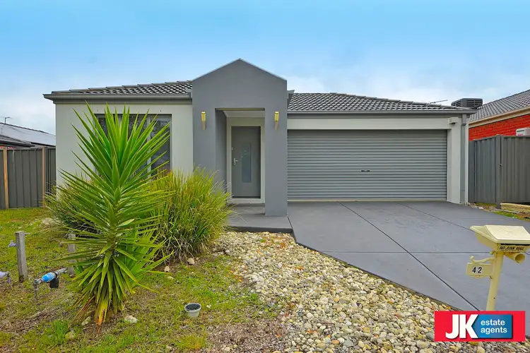 42 Kinglake Drive, Manor Lakes VIC 3024