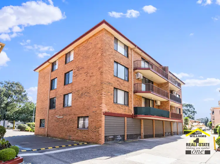 90/2 Riverpark Drive, Liverpool NSW 2170
