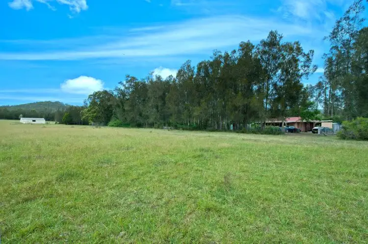 973 Dungog Road, Hilldale NSW 2420