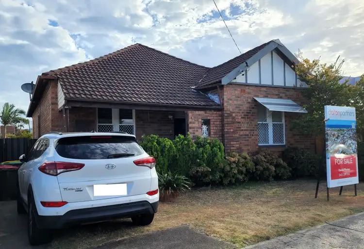 Fourth view of Homely house listing, 27 Glebe Road, The Junction NSW 2291