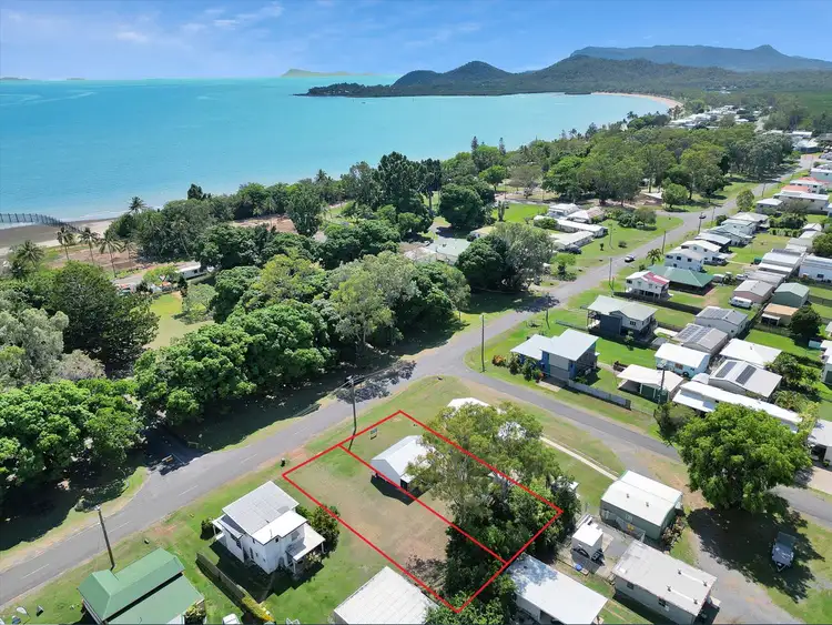 43-47 Palm Avenue, Seaforth QLD 4741