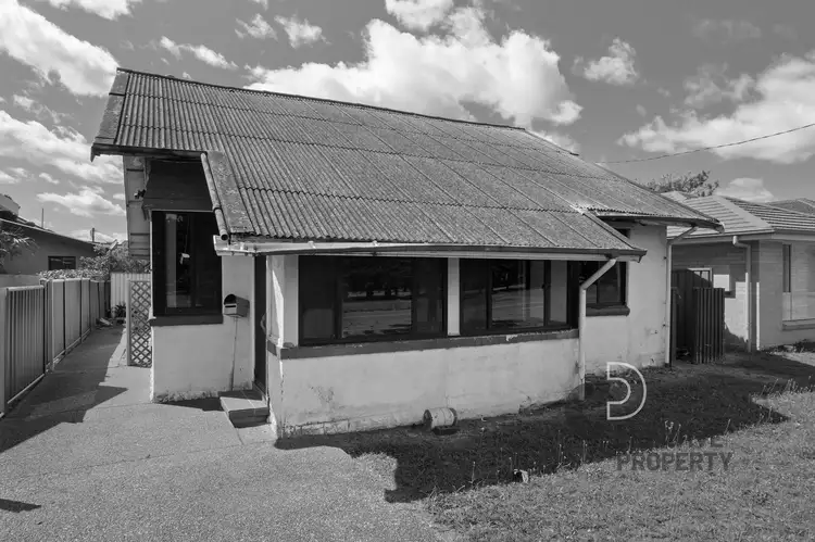 280 Fullerton Street, Stockton NSW 2295