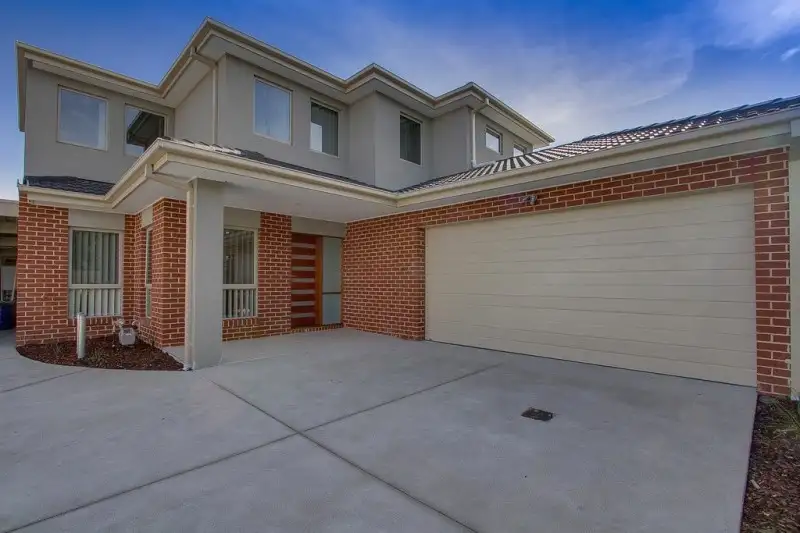 Main view of Homely house listing, 2/19 Arbroath Road, Wantirna South VIC 3152