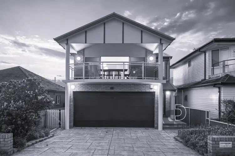 207 Mitchell Street, Stockton NSW 2295