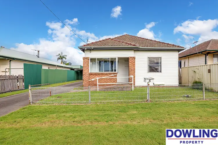 Main view of Homely house listing, 5 Railway Parade, Beresfield NSW 2322