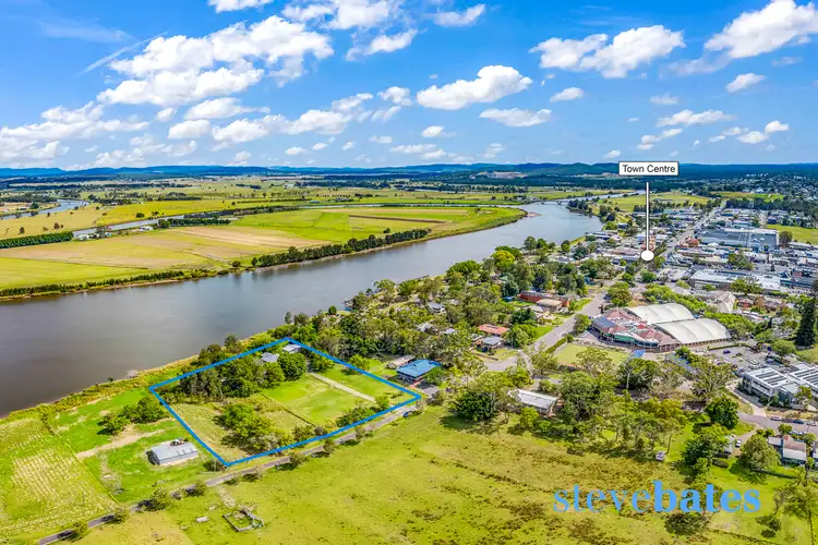 122-130 Port Stephens Street, Raymond Terrace NSW 2324