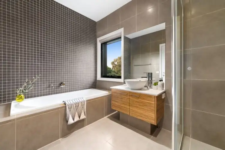 Sixth view of Homely house listing, 4 Sun Dew Close, Greensborough VIC 3088