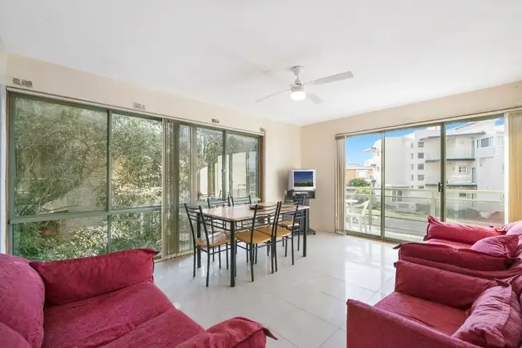 Third view of Homely unit listing, 1/105 Ocean Pde, Blue Bay NSW 2261
