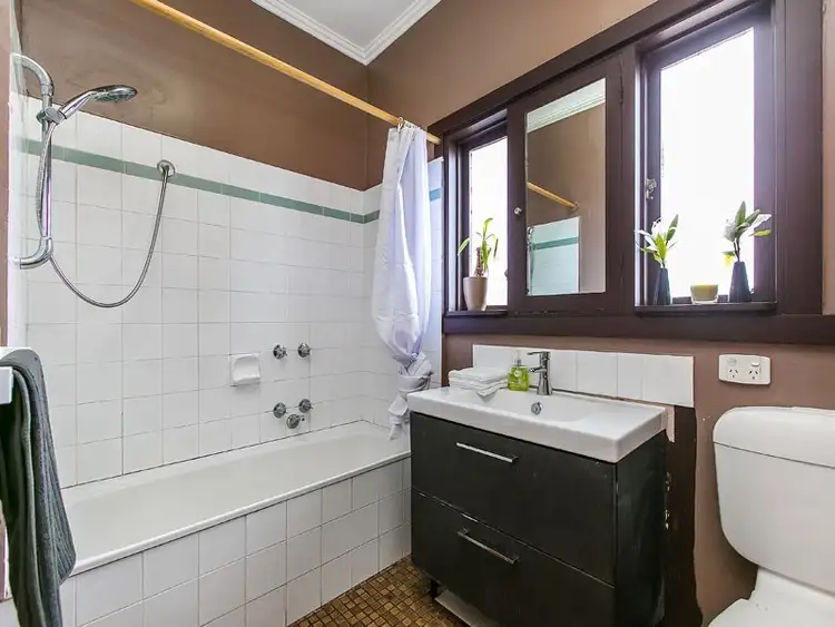 Fifth view of Homely unit listing, 1/20 Hillcrest Avenue, Chadstone VIC 3148