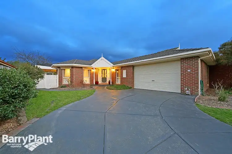 13 Manhatten Terrace, Rowville VIC 3178