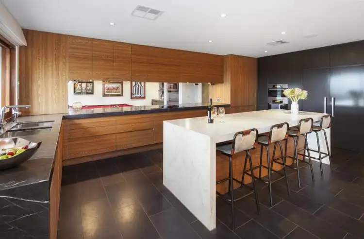 Fifth view of Homely house listing, 8 Panorama Ave, Lower Plenty VIC 3093