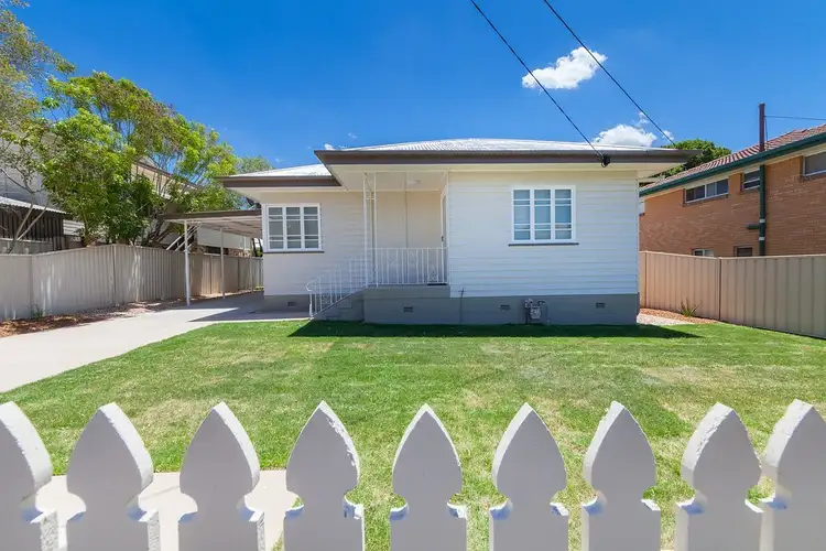 2 Foote Street, Newtown QLD 4305