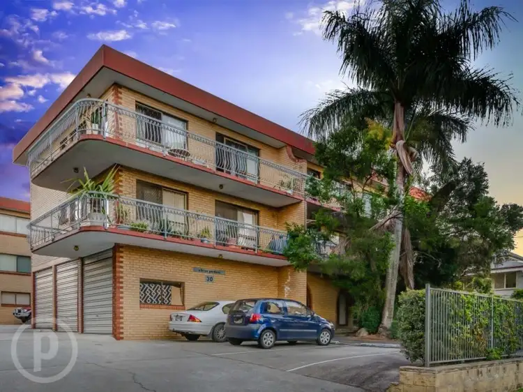 2/30 McLennan St, Albion QLD 4010