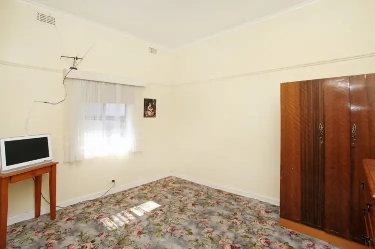 Seventh view of Homely house listing, 8 Tribe Street, Sunshine VIC 3020