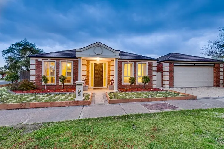 38 Kelland Avenue, Hillside VIC 3037