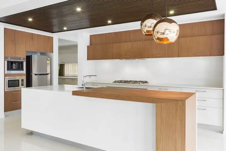 Sixth view of Homely house listing, 25 Winchcombe Way, Cranbourne North VIC 3977