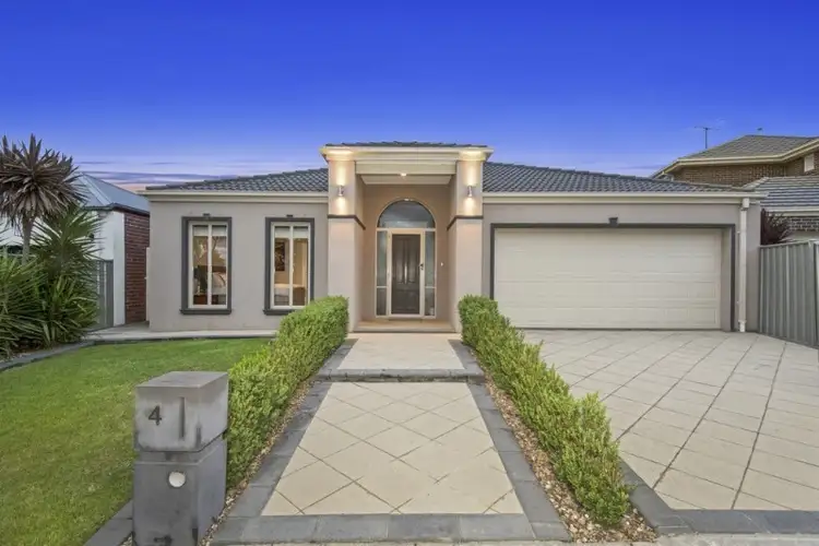 4 Giofches Crescent, Tarneit VIC 3029