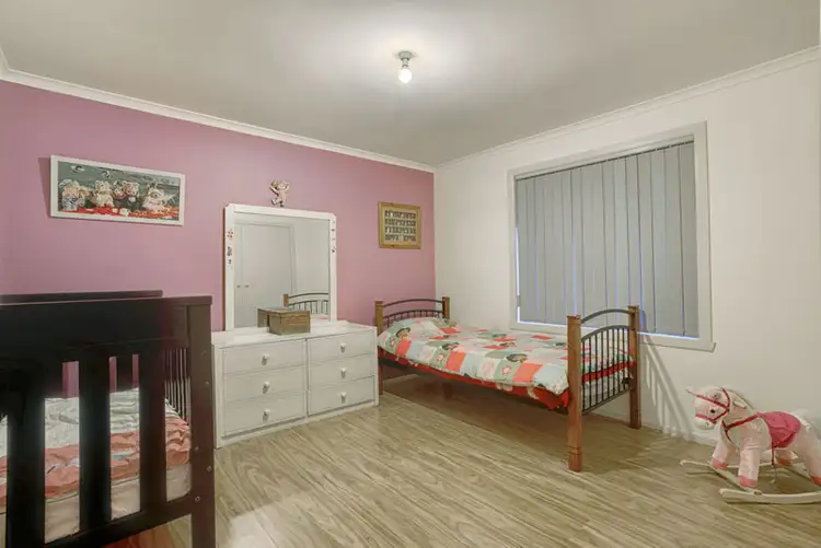 Seventh view of Homely house listing, 18 Santolin Drive, Hillside VIC 3037