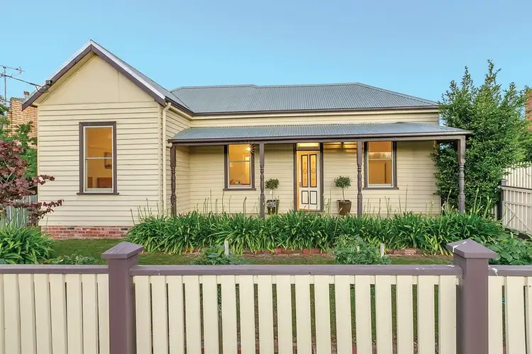 106 Lane Street, Brown Hill VIC 3350