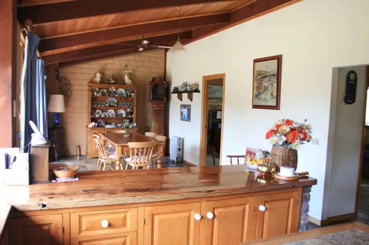 Seventh view of Homely house listing, 2 Dusting Court, Portland VIC 3305