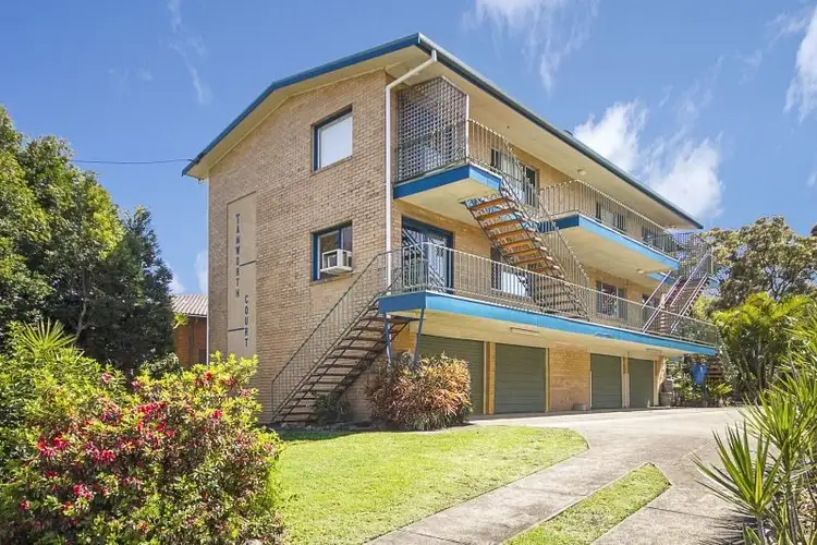 2/47 Coolangatta Road, Kirra QLD 4225