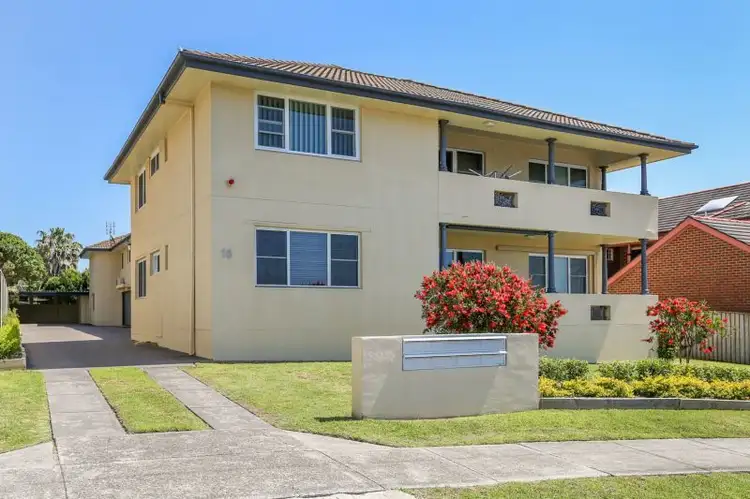 6/18 Burwood Street, Merewether NSW 2291