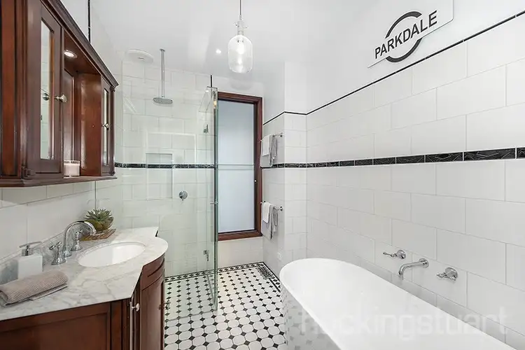 Sixth view of Homely house listing, 1 Thomson Rise, Parkdale VIC 3195
