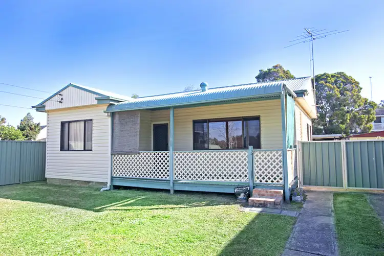 31 Melbourne St, Oxley Park NSW 2760