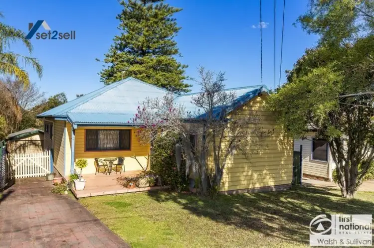 16 Burlington Street, Northmead NSW 2152