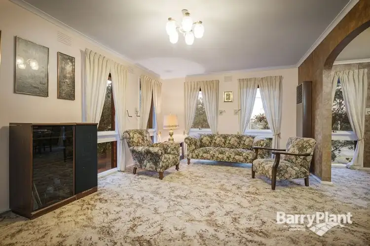 Second view of Homely house listing, 5 Maureva Court, Bundoora VIC 3083