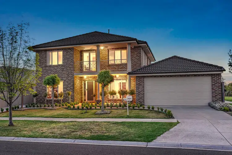 39 Addicott Way, Taylors Hill VIC 3037