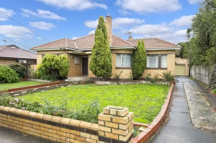 6 Gladstone Parade, Glenroy VIC 3046