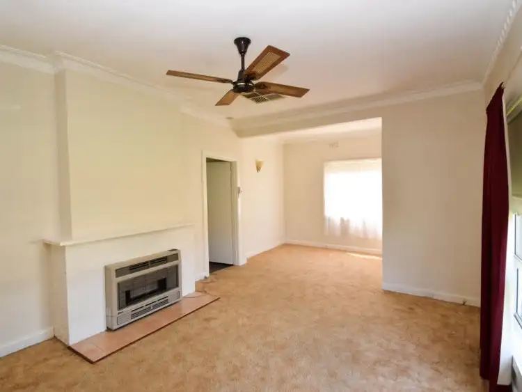 Second view of Homely house listing, 16 Medowra Avenue, Wangaratta VIC 3677