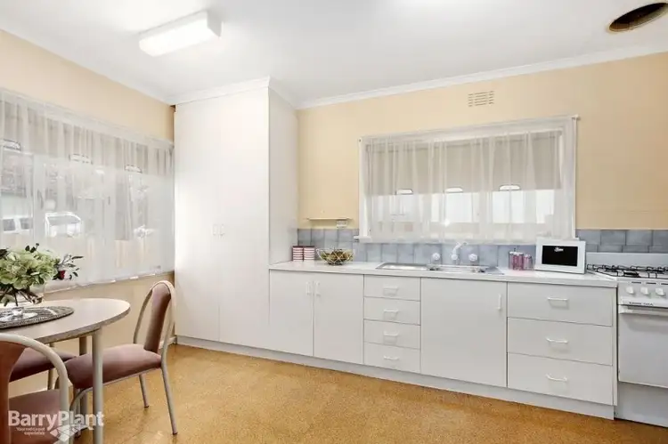 Fifth view of Homely house listing, 7 Yallambee Way, Croydon VIC 3136