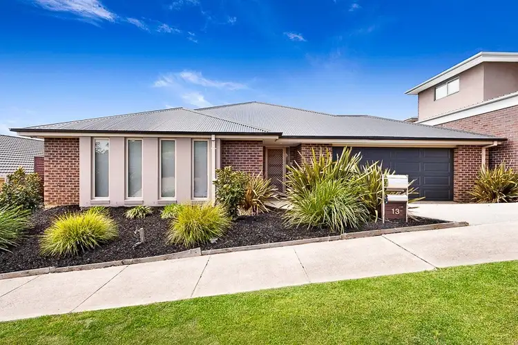 13 Viewpoint Avenue, Mernda VIC 3754