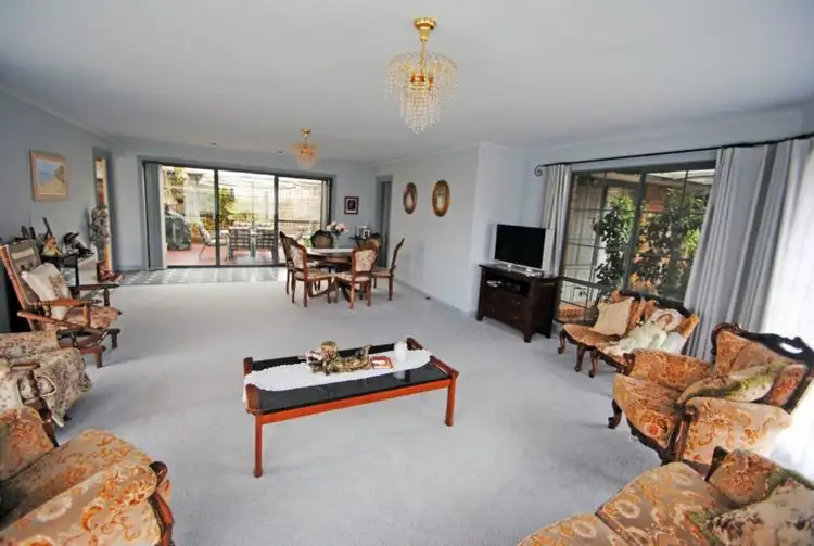 Sixth view of Homely house listing, 17 Connemara Court, Portland VIC 3305