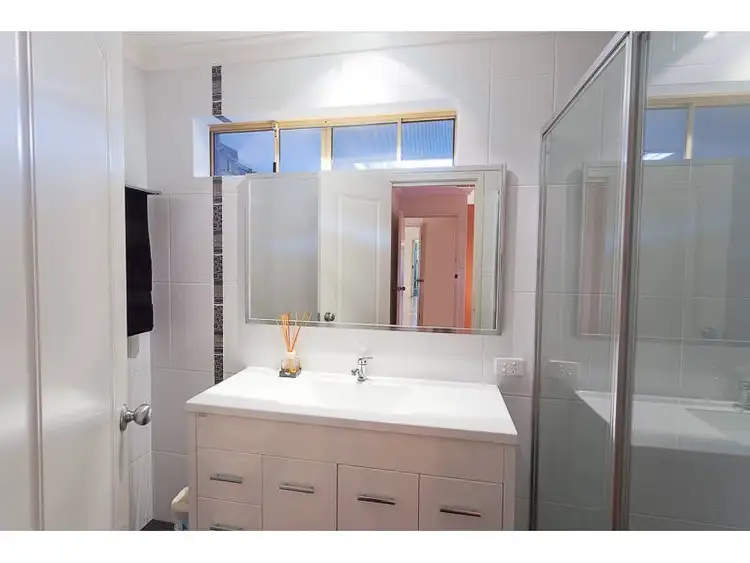 Fifth view of Homely house listing, 4 Dixey Court, Leeming WA 6149