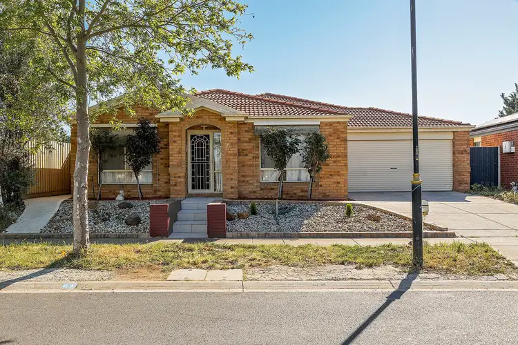 61 Bridgewater Way, Truganina VIC 3029