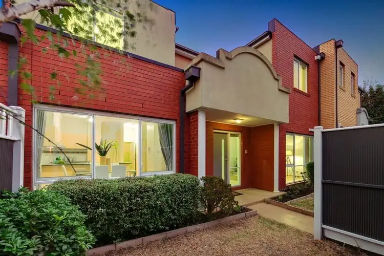 Main view of Homely townhouse listing, 3/18 Tulloch Grove, Glen Waverley VIC 3150