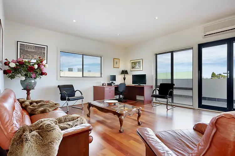 7/523-525 Victoria Street, Brunswick West VIC 3055