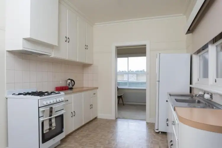 Fourth view of Homely house listing, 7 Leonard Avenue, Flora Hill VIC 3550