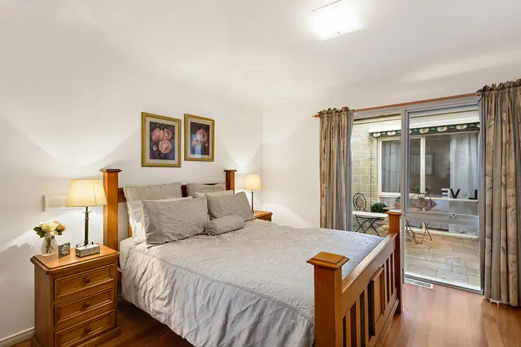 Fifth view of Homely house listing, 7 Delmuir Close, Eltham VIC 3095