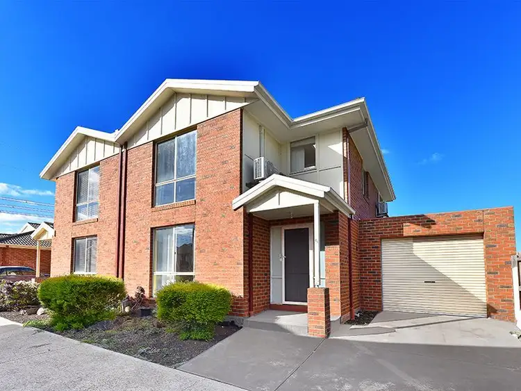 61 Village Avenue, Taylors Lakes VIC 3038